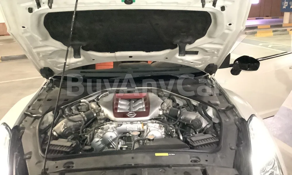 Vehicle photo 6