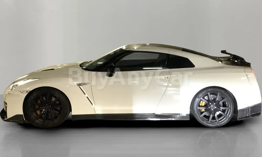 Vehicle photo 4