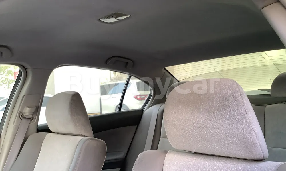 Vehicle photo 9