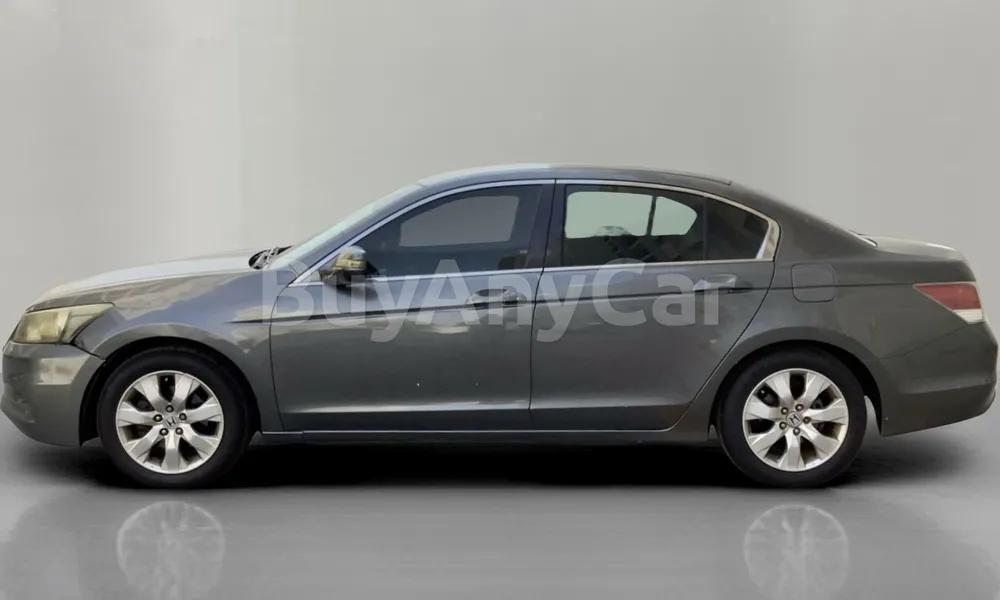 Vehicle photo 4
