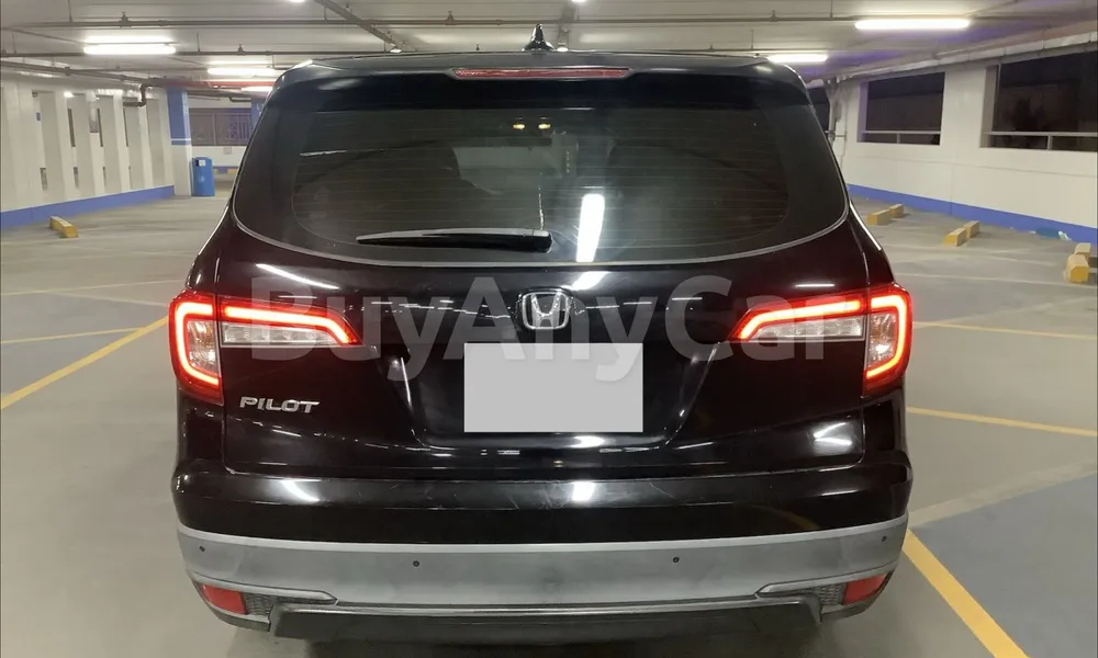Vehicle photo 2