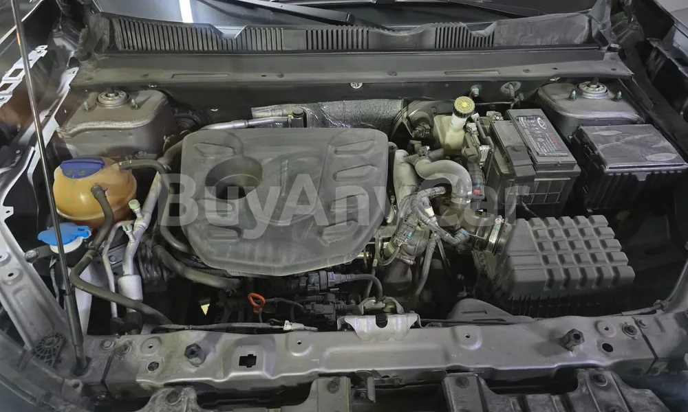 Vehicle photo 6