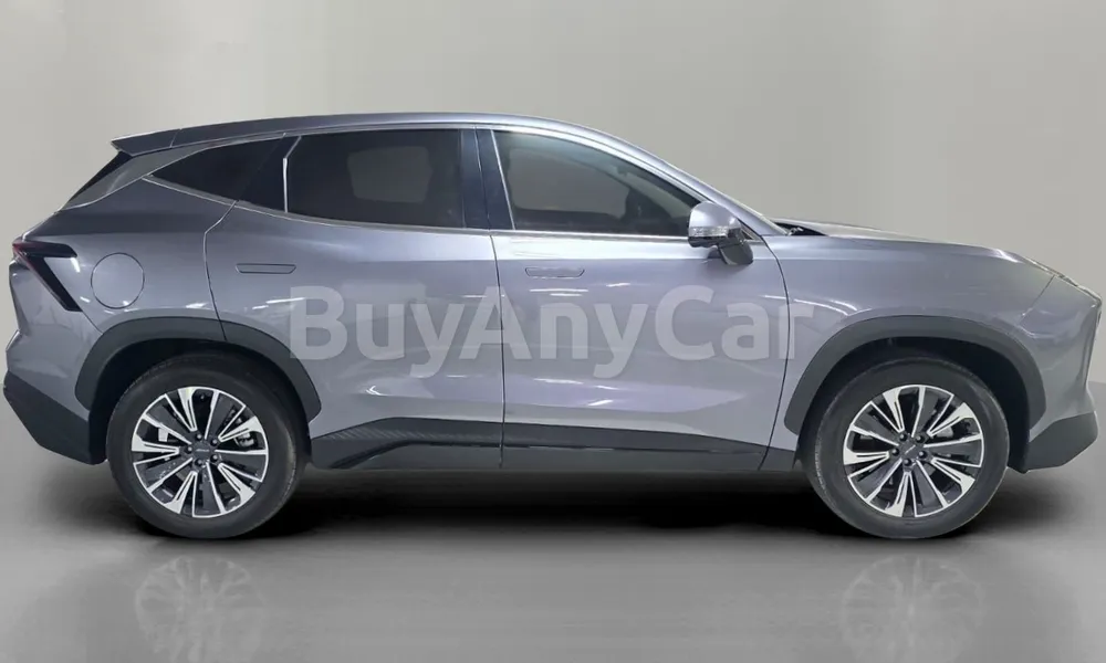 Vehicle photo 3