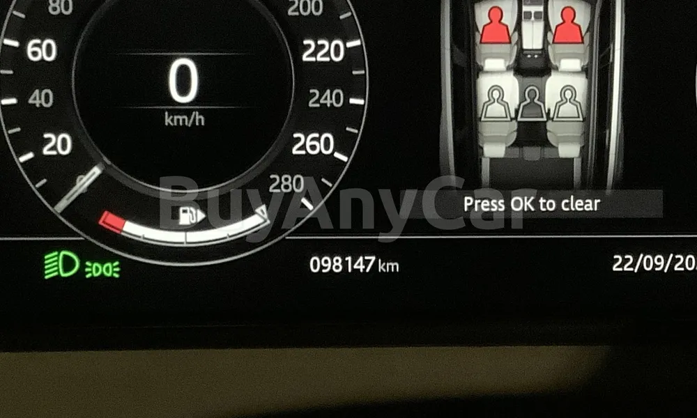 Vehicle photo 8