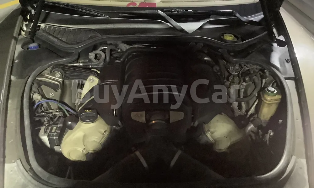 Vehicle photo 6