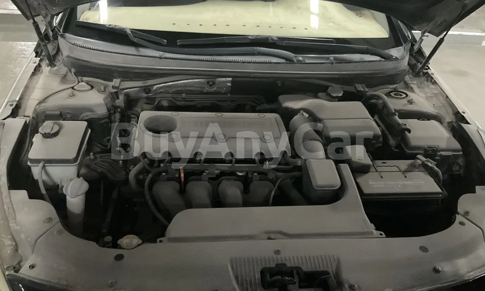 Vehicle photo 6