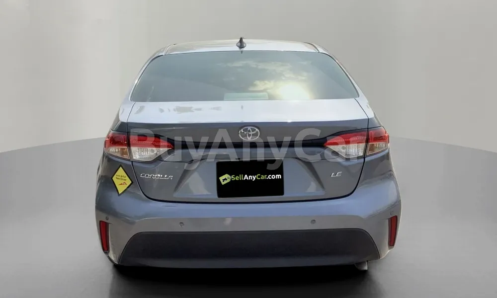 Vehicle photo 2
