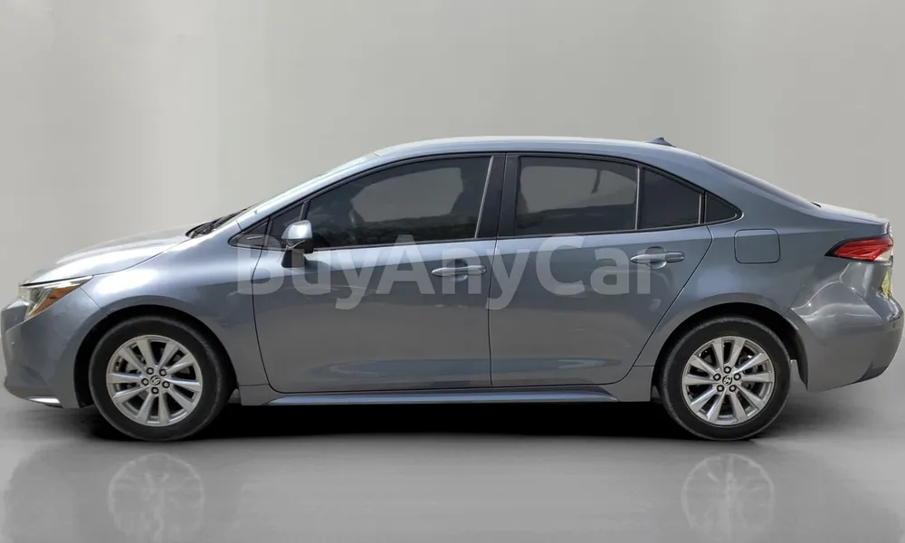 Vehicle photo 3