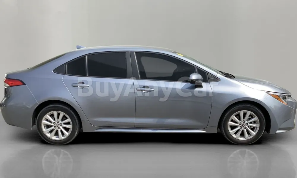 Vehicle photo 4