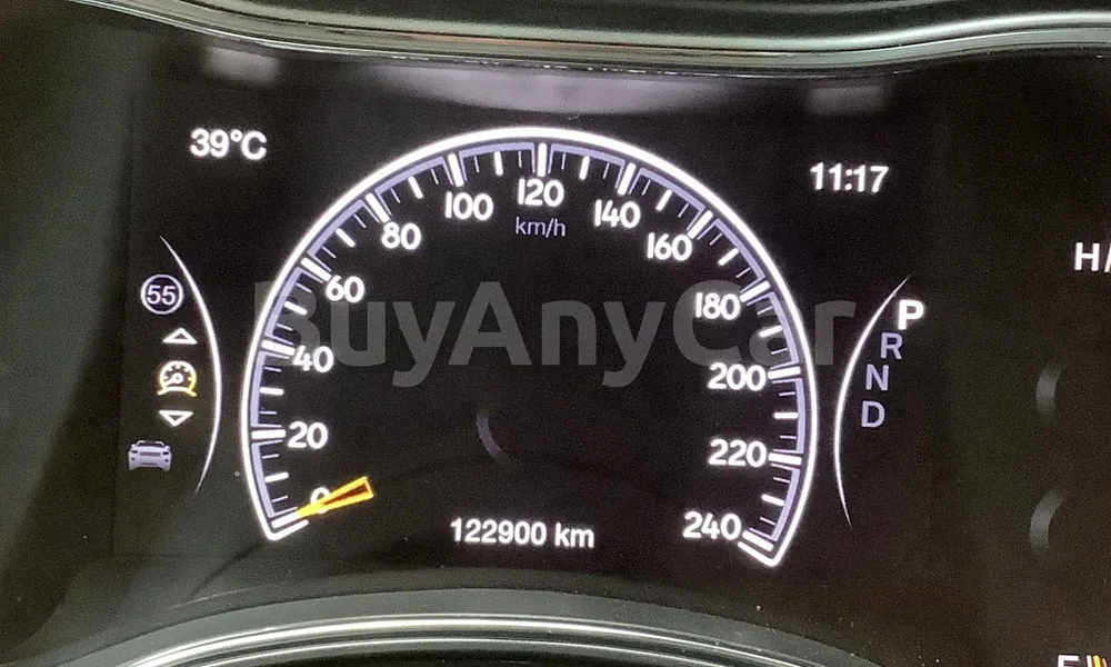 Vehicle photo 7