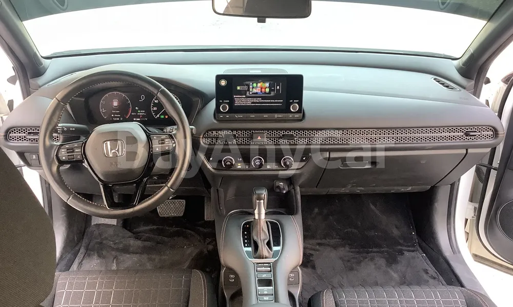 Vehicle photo 9