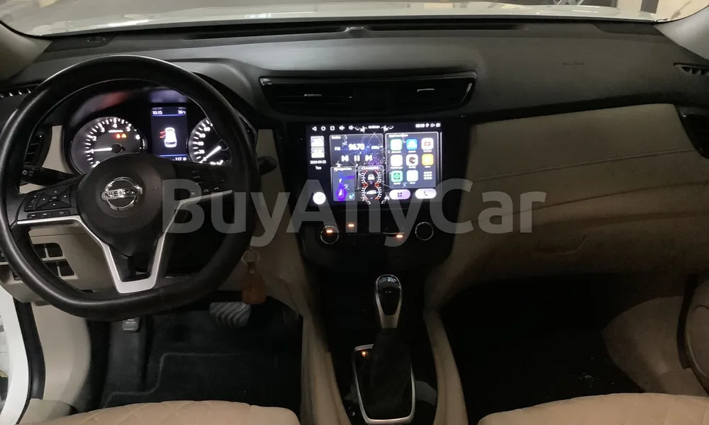Vehicle photo 8