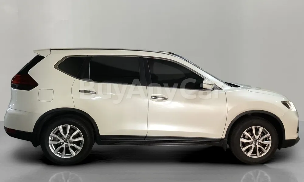 Vehicle photo 3
