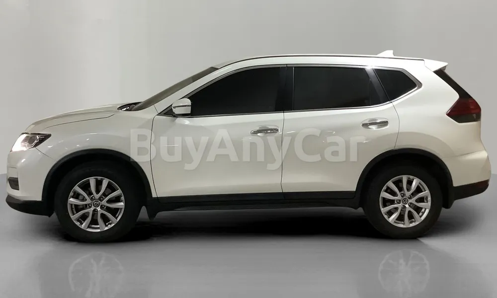 Vehicle photo 4