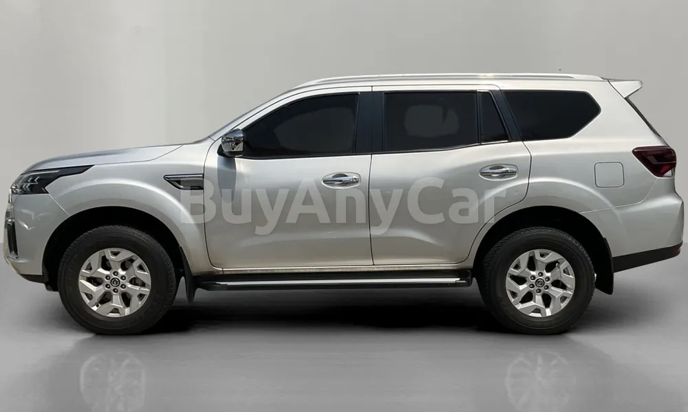 Vehicle photo 4