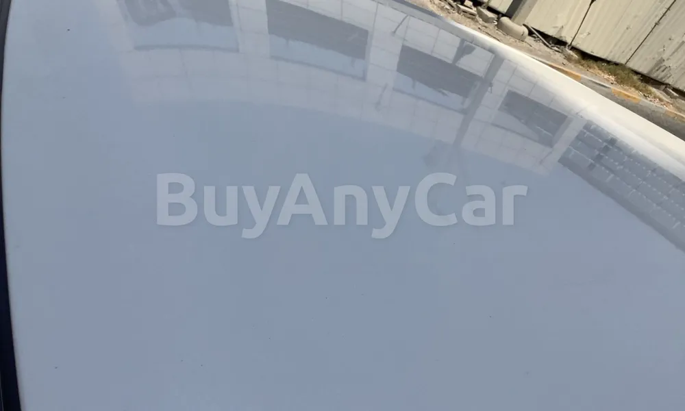 Vehicle photo 5