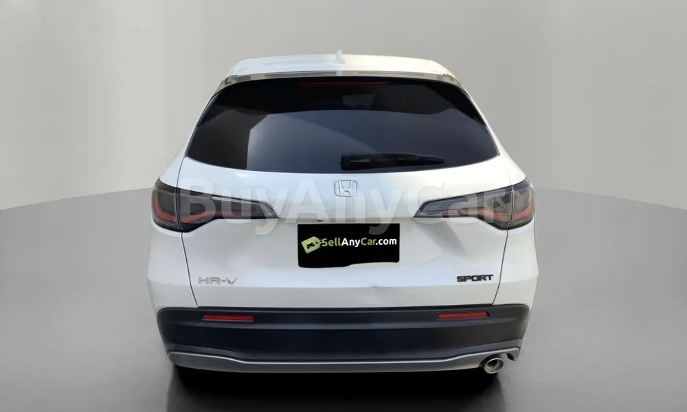 Vehicle photo 2