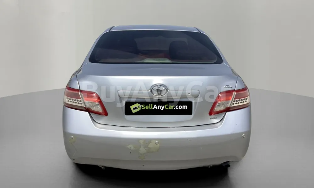 Vehicle photo 2