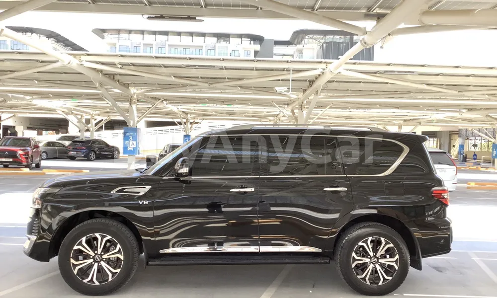 Vehicle photo 4