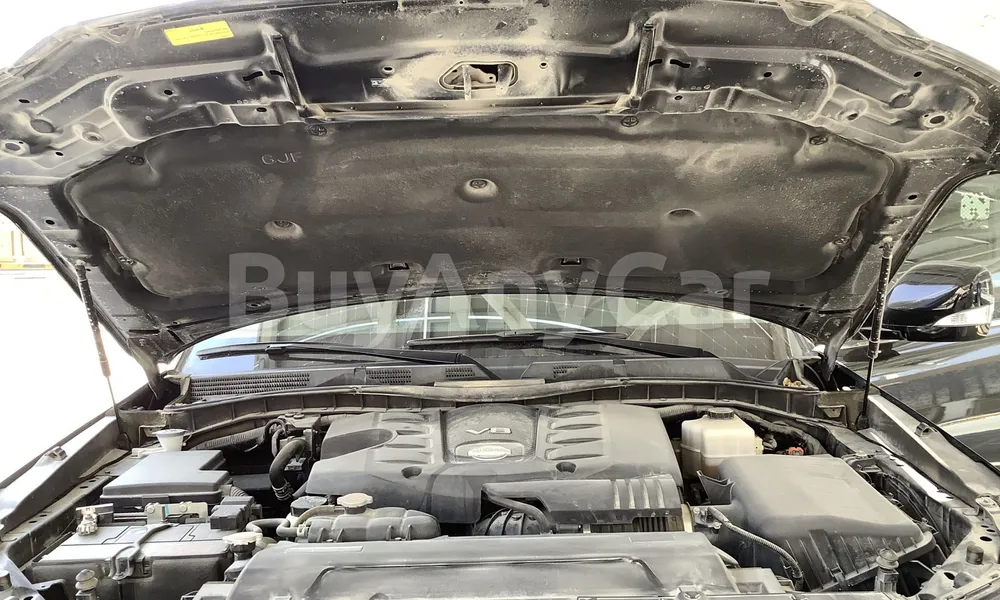 Vehicle photo 6
