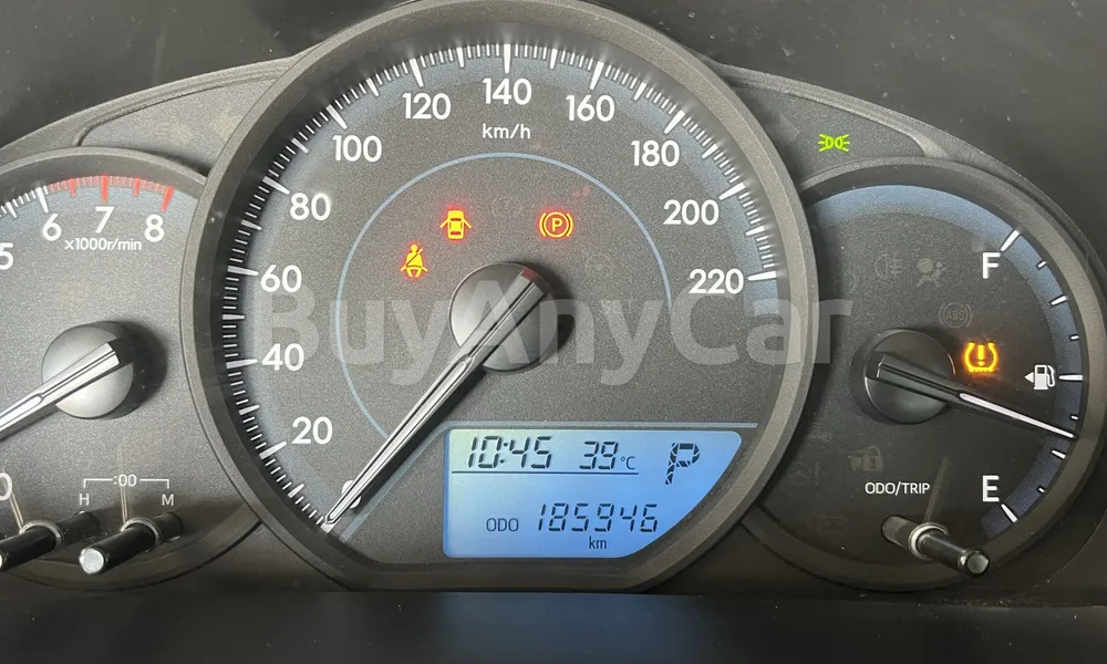 Vehicle photo 8