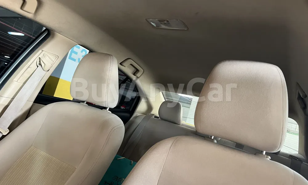 Vehicle photo 7