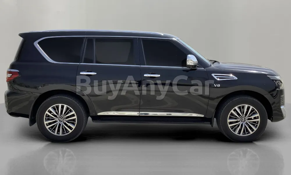 Vehicle photo 3