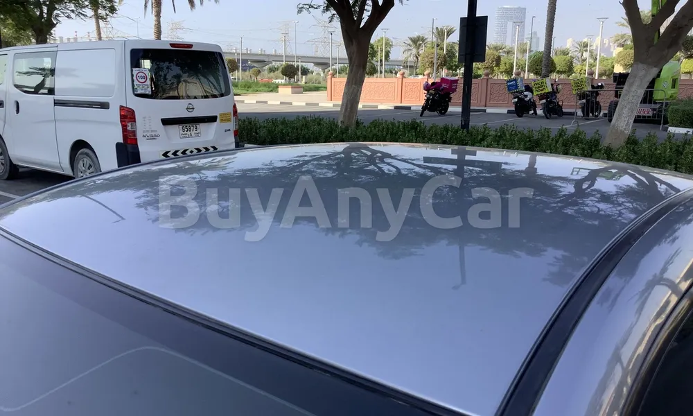 Vehicle photo 5