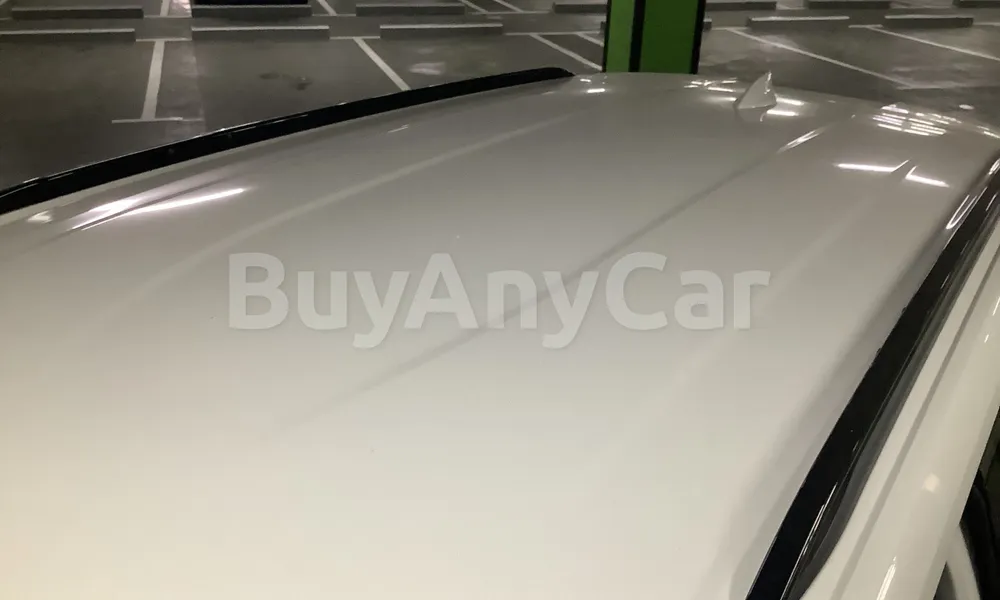 Vehicle photo 5