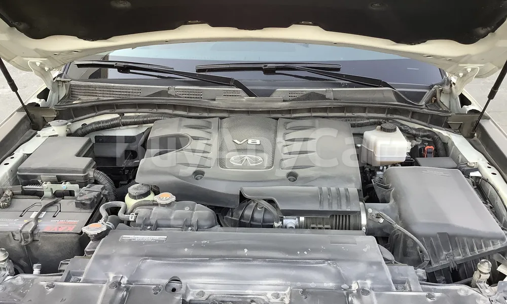 Vehicle photo 7