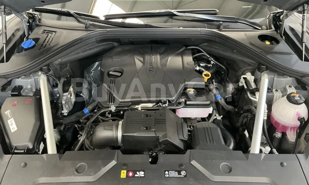 Vehicle photo 6
