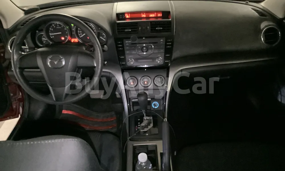 Vehicle photo 8
