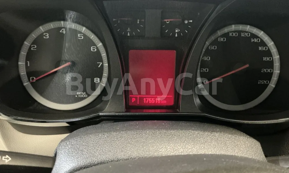Vehicle photo 7