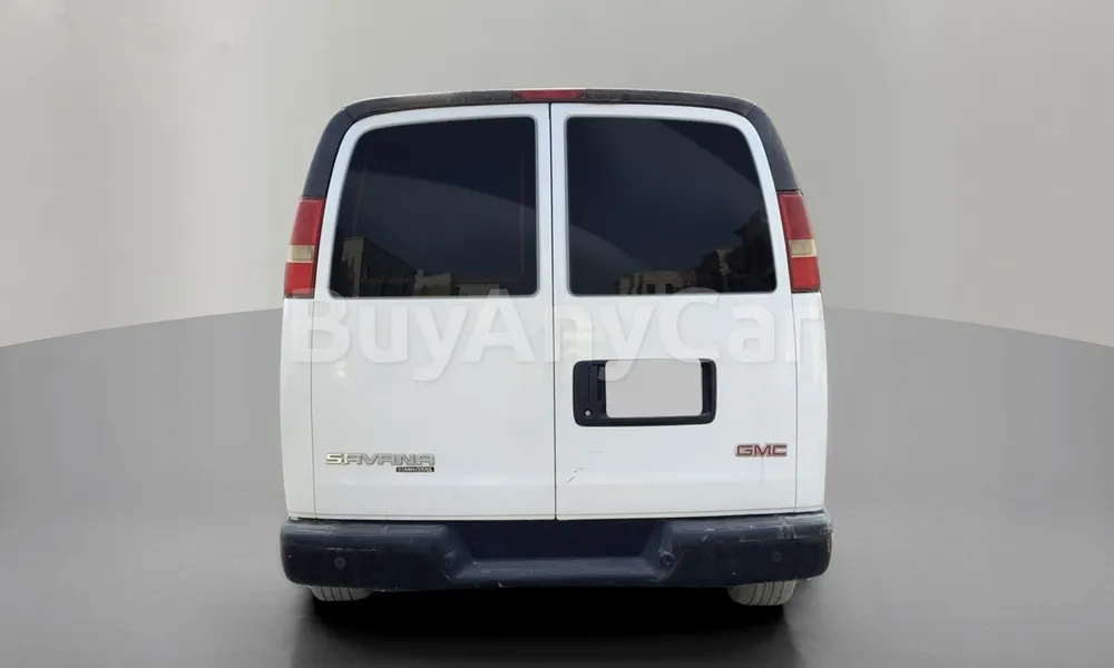 Vehicle photo 2