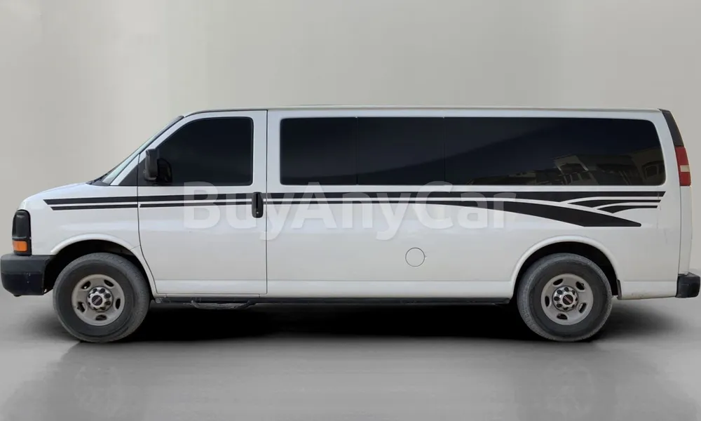 Vehicle photo 4