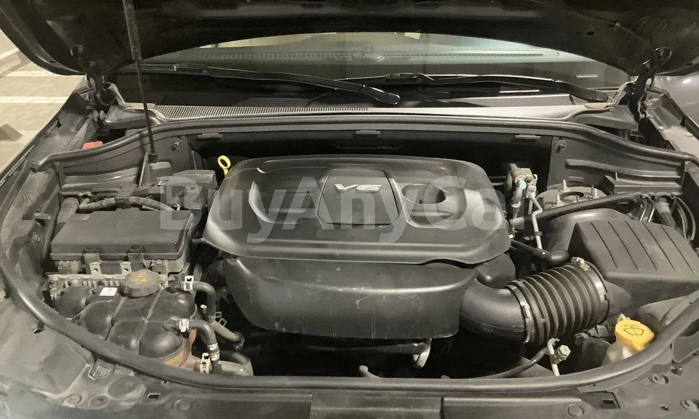 Vehicle photo 9