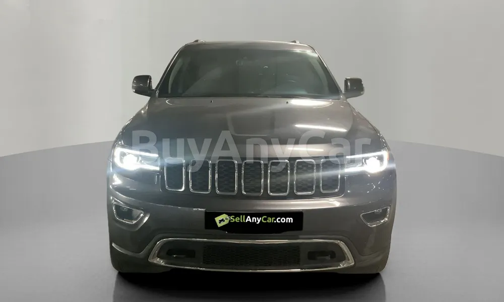 Vehicle photo 2