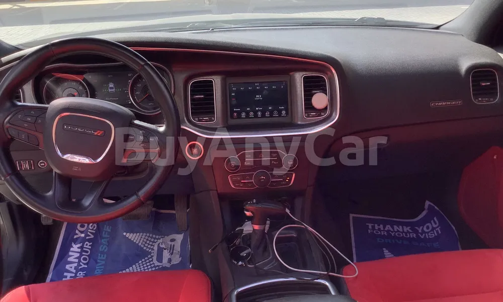 Vehicle photo 8