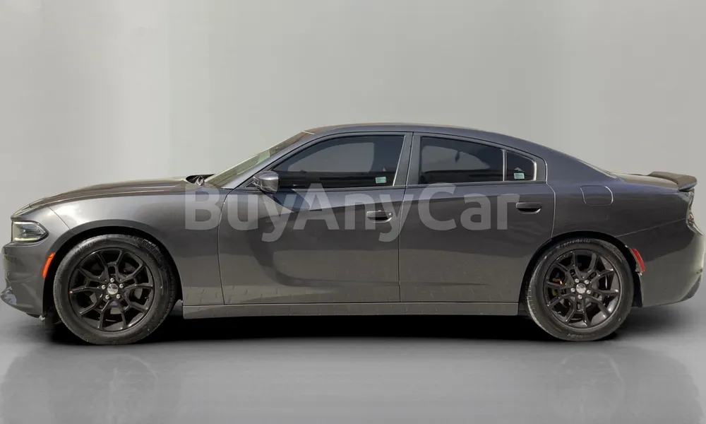 Vehicle photo 3