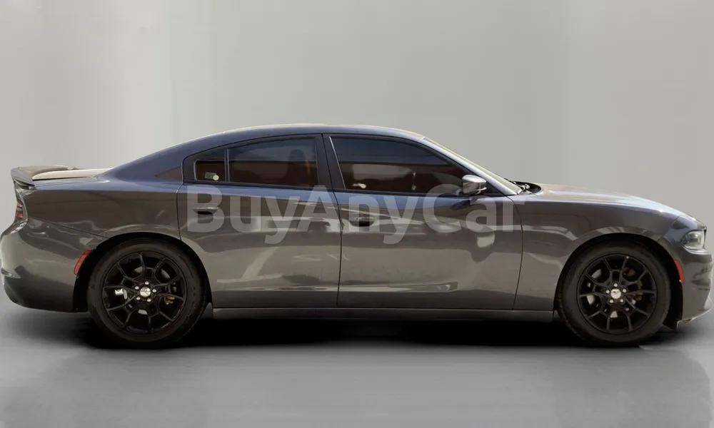 Vehicle photo 4
