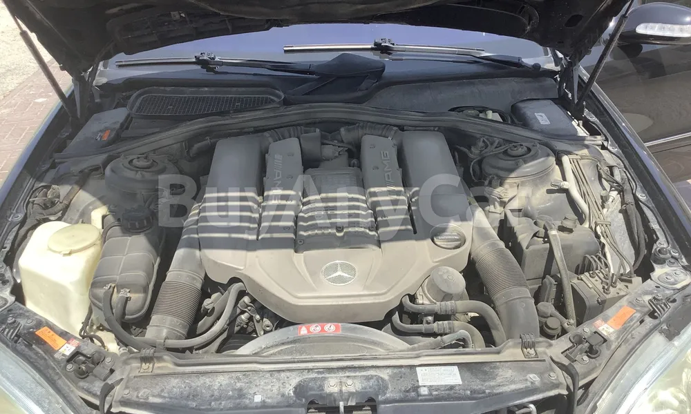 Vehicle photo 6