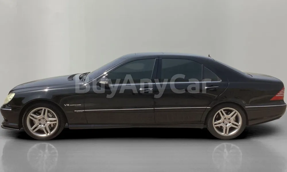 Vehicle photo 4