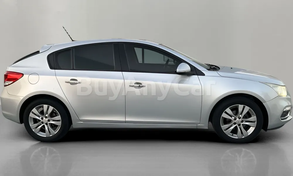 Vehicle photo 3
