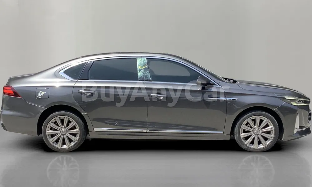 Vehicle photo 4