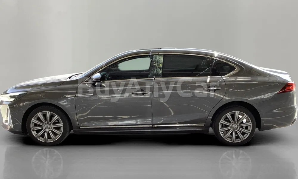 Vehicle photo 3