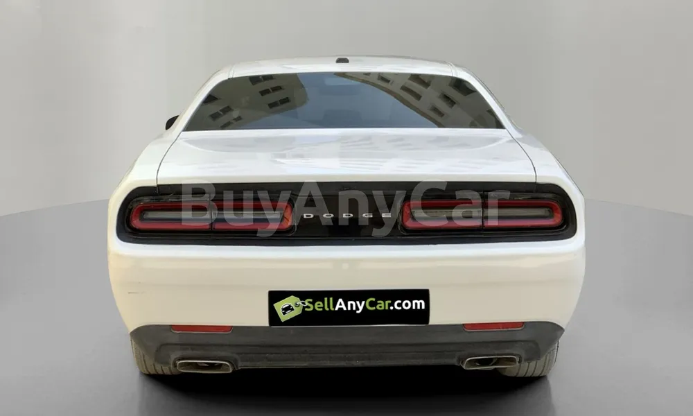 Vehicle photo 2