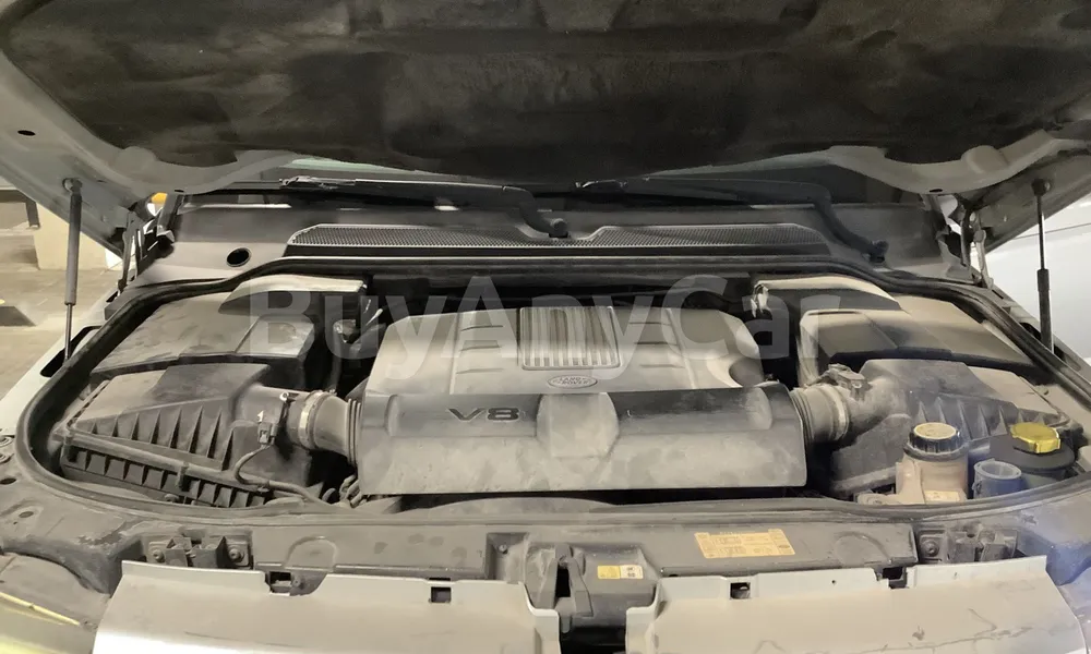 Vehicle photo 6