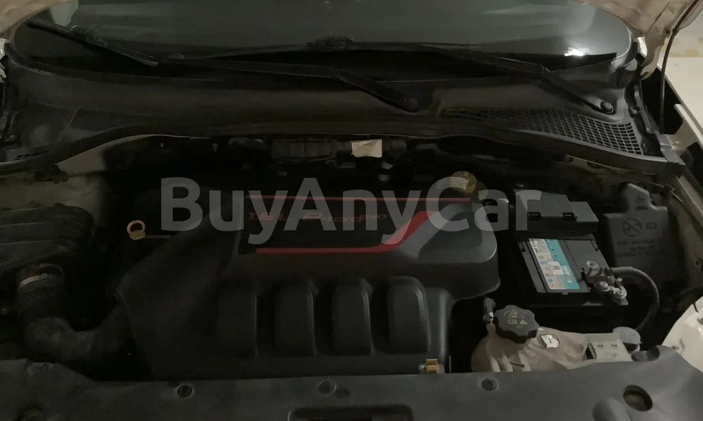 Vehicle photo 6