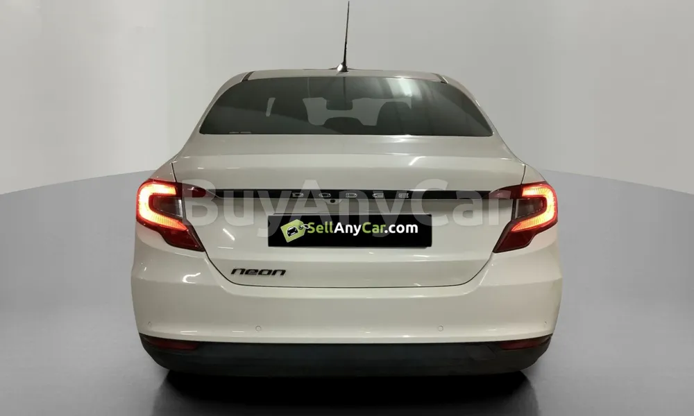 Vehicle photo 2