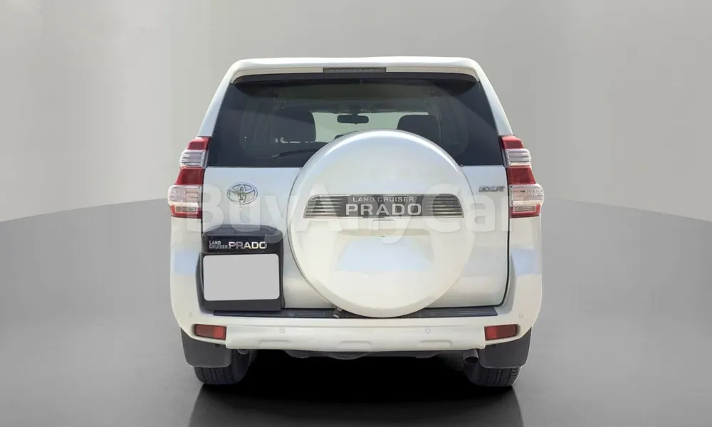 Vehicle photo 2